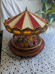 Marquee Carousel | eBay