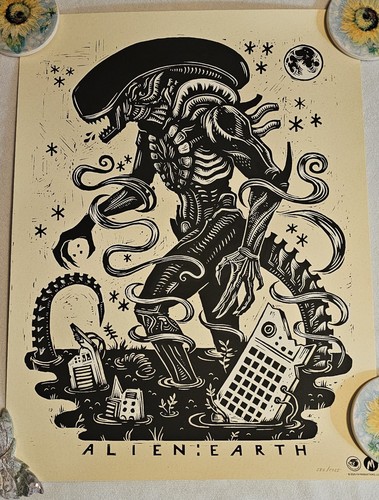 ALIEN EARTH SDCC 2025 Hall H Premiere by Mondo (Attack Peter) Variant (582/1755)
