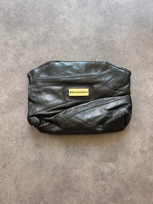 Pochette Noire Cuir Patchwork Plaque Dorée Beaugency - Photo 1/4