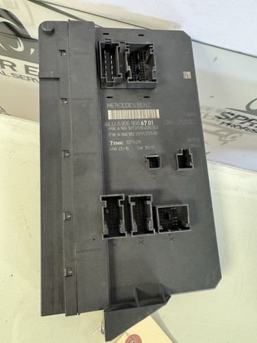 A 906 900 67 01 MERCEDES SPRINTER W906 SAM BODY COMPUTER CONTROL MODULE UNIT OEM - Picture 2 of 3