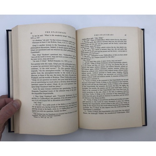 Woman in the Sacred Scriptures of Hinduism 1941 Columbia University Hardcover - Foto 8 di 12