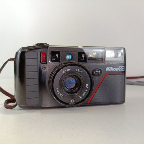 Nikon L35AF3 analoge Kompaktkamera 35 mm für Ersatzteile oder Reparatur Nikon Af3 - Bild 4 von 13