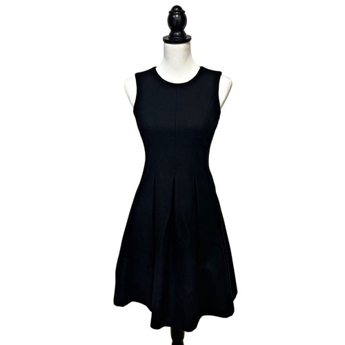 Mini Vestido Theory Adison de Lana Calce y Acampanado Sin Mangas Plisado Bolsillos Preppy - Imagen 3 de 10