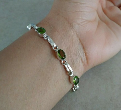 BRACCIALE CATENA A CATENA PERIDOTO VERDE OVALE NATURALE ARGENTO STERLING 925 7,5" FATTO A MANO - Foto 3 di 6