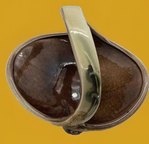 Vintage Hull Basket 8" Mid Century Modern Art Pottery Parchment Pine Cone Handle - Picture 3 of 8