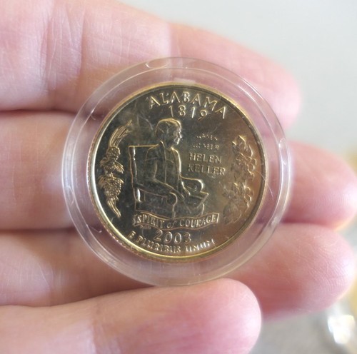 2003 Denver Mint 24K Gold Plated State Quarter 25c Coin in Capsule - Alabama - Picture 1 of 3