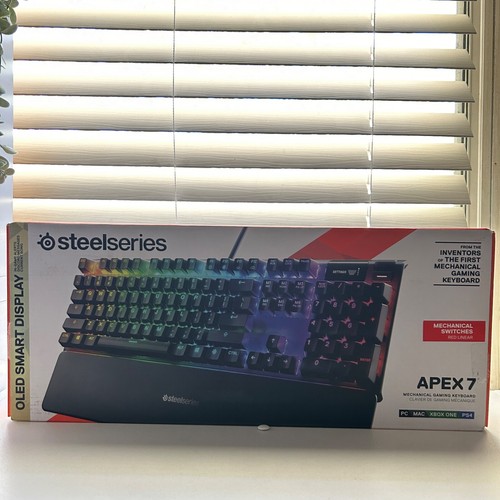 SteelSeries Apex 7 Gaming Keyboard (Red Linear) - Picture 2 of 3