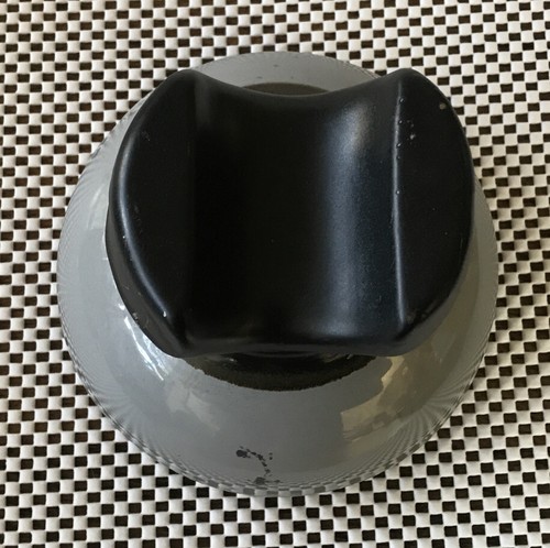 LARGE VTG BLACK / GRAY PORCELAIN INSULATOR ~ OHIO BRASS ~ SADDLE TOP ~ SBT 4-79 - Picture 10 of 12