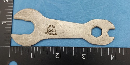 Lote de 2 llaves multifuncionales para bicicleta Esra década de 1960 como se ve en las fotos usadas - Imagen 4 de 6