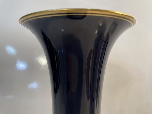 Antique French Sevres Cobalt Blue & Gilt 10” Vase Date Code 1882 - Picture 7 of 11