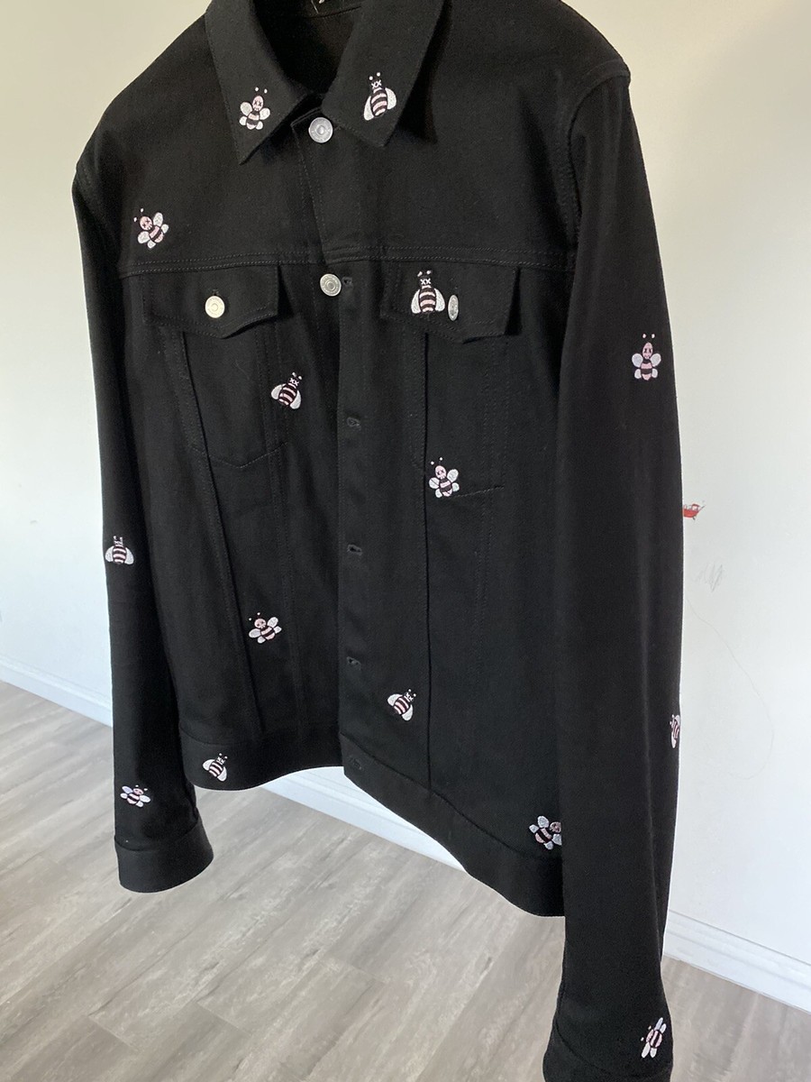 Dior men jacket x Kaws Size 52 (Not Oversized) 100 Dior men jacket x Kaws Size 52 (Not Oversized) 100