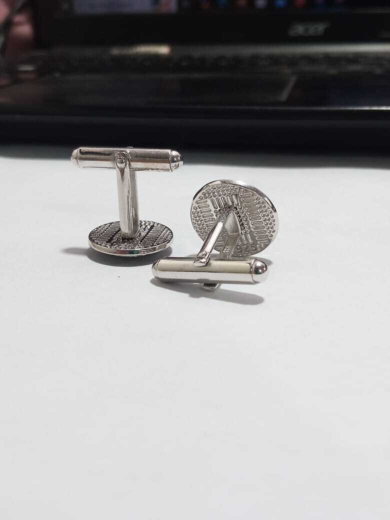 Picture 3 of 5