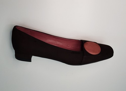 KURT GEIGER CARVELA SIZE 4UK EUR36 WOMENS BROWN SUEDE LOW HEEL COURT SHOES PUMPS - Picture 4 of 24