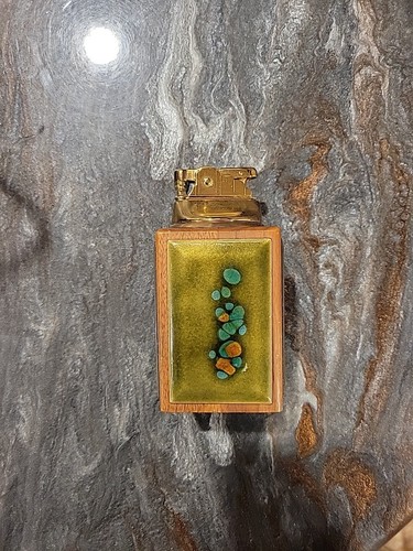 #92 VINTAGE TABLE CIGARETTE LIGHTER With WOOD BASE BY BOVANO United - Picture 1 of 10