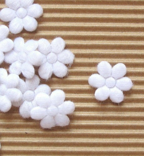 100 pc x 3/4" Padded Mixed Color Felt Spring Flower Appliques for Wedding ST84 - Picture 8 of 16