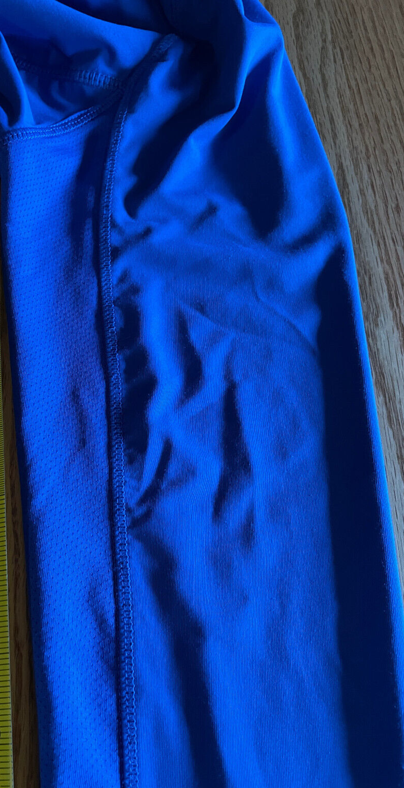 Picture 4 of 18