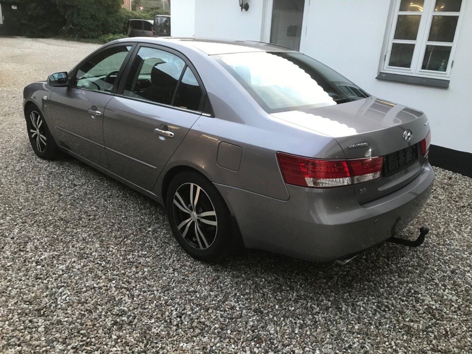 Hyundai sonata 3