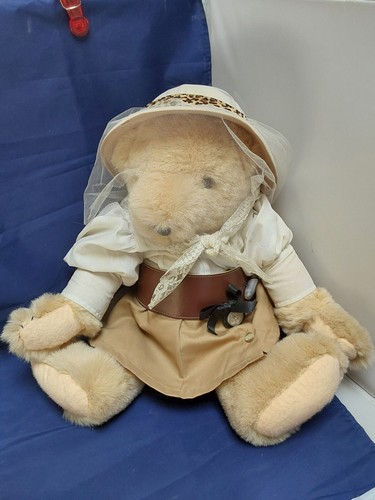 Vanderbear MAMA Bear ALICE 16" OUT OF AFRICA SERIES ORIGINAL OUTFIT - Picture 2 of 7