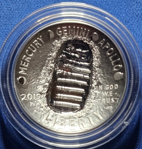 2019-P Apollo 11 Proof Silver Dollar US Mint Commemorative $1 OGP Box & COA - Picture 2 of 4