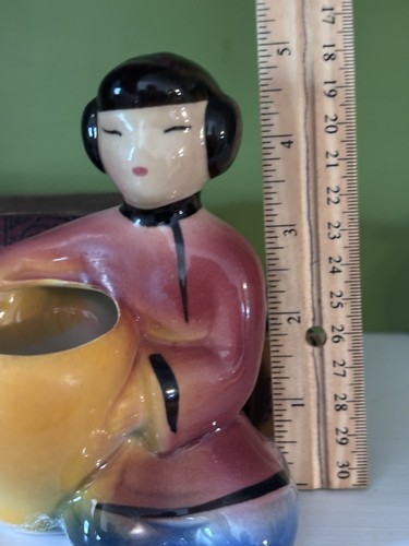 Vintage Shawnee Pottery Asian Girl Planter Pink Dress 5" - Picture 3 of 10