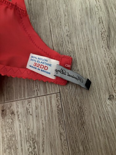 Revival Lingerie Lace Red Bra 32DD - Picture 3 of 3