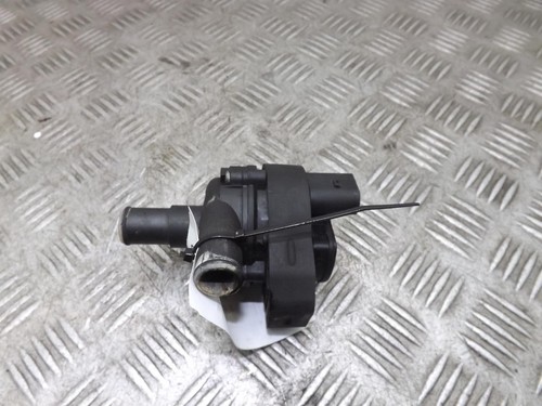 Mercedes E Klasse Zusatzwasserpumpe 2 Pin Stecker W212 2.1 Diesel 2009-2016Z - Bild 1 von 8