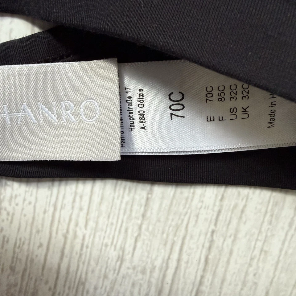 Sujetador de copa suave de encaje de algodón Hanro Foto 2 de 3