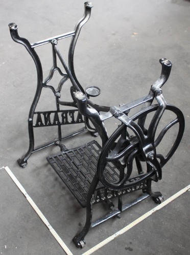 tisch fuss näh maschine guss eisen metall gestell AFRANA alt top vintage deko - Bild 4 von 21