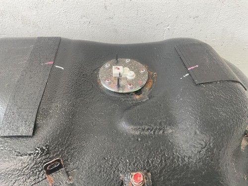 SUZUKI Grand Vitara MK2 JB Fuel Tank DIESEL 8910180810 - Picture 3 of 11
