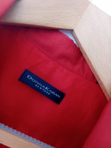 DONNA KAREN Vintage Black Label Red Lightweight Pintuck 'Cuban' Shirt LARGE 40' - Picture 5 of 10