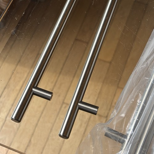 Lot of 17 Brushed Nichel Cabinet Door Drawer Pulls Some Screws 11.0” Long - Picture 11 of 13
