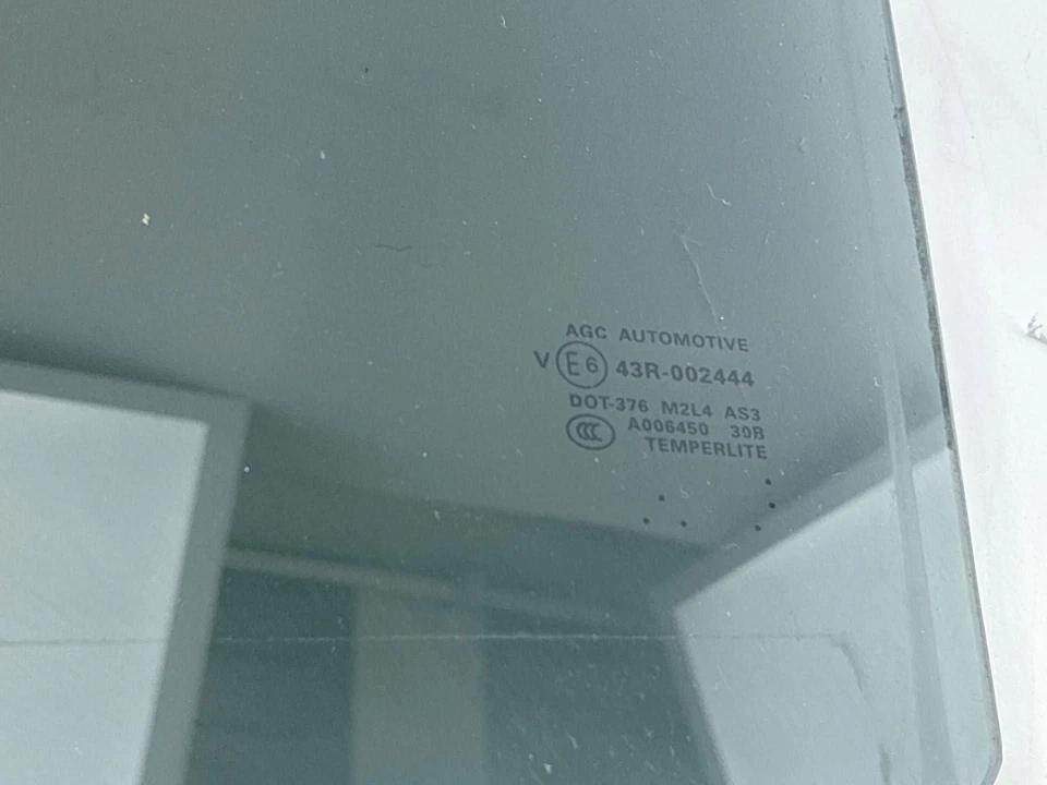 2014 - 2020 年 INFINITI QX60 后左驱动侧门窗玻璃原始设备制造商 — 第 3/4 张图片