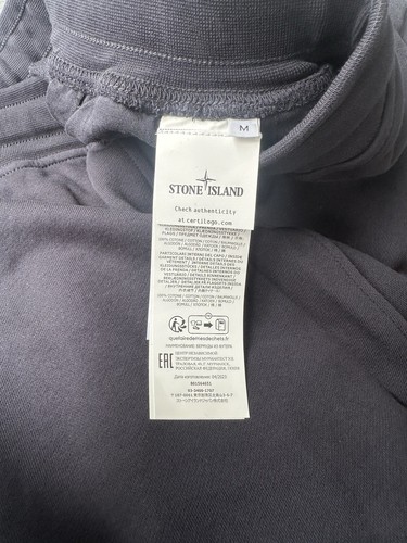 BNWT Stone Island Fleece Cargo Bermuda Sweat Shorts Navy Blue Medium 32 Waist - Picture 6 of 7