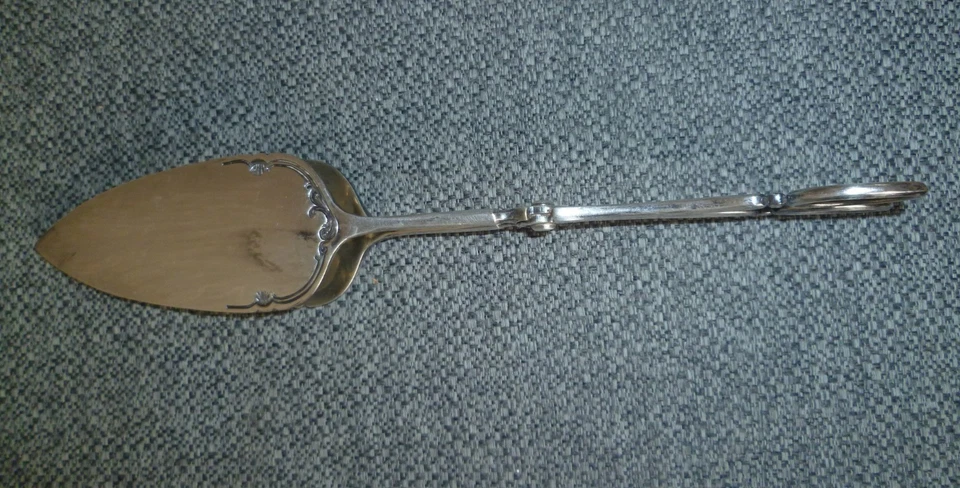 Vintage Antique Bundle Silver Serving Spoons Ladles Cake Tongs - Image 3 of 4