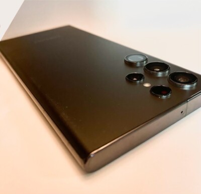 Samsung Galaxy S22 ブラック 本体 Galaxy S22｜価格比較・最新情報 - 価格.com