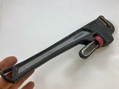 Husky 14 in. Heavy Duty Cast Iron Pipe Wrench with 1-1/2 in. Jaw