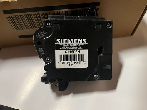 4 x Disyuntor enchufable Siemens Q115DFN 15A 120V nuevo. - Imagen 2 de 2