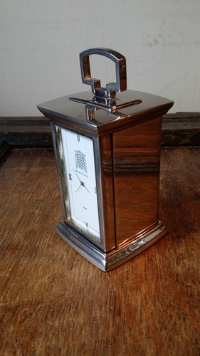 HOUSE OF LORDS SMALL QUARTZ CARRIAGE CLOCK SECRET COMPARTMENT GOOD WORKING ORDER - Picture 2 of 13