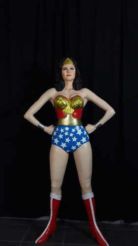 Statua personalizzata donna a grandezza naturale negozio cinema pezzo da esposizione limitato - Foto 8 di 13