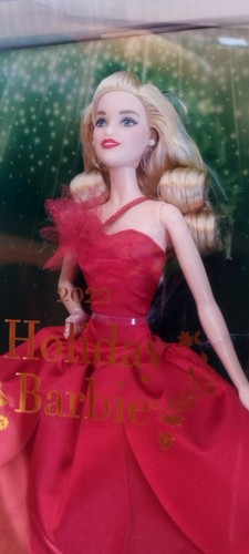 BARBIE RUBIA HOLIDAY 2022 NAVIDAD SIGNATURE Mattel (HBY06) .NUEVO - Imagen 7 de 9