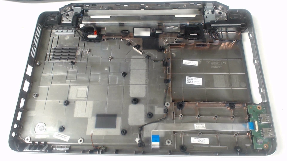 Capa inferior Dell Vostro 1540 0FJ1YR  - Imagem 3 de 3