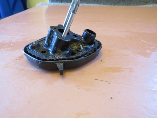 Poulan Wild thing P4018WT Chainsaw OEM Carburetor Adapter 530-057749 - Picture 2 of 5