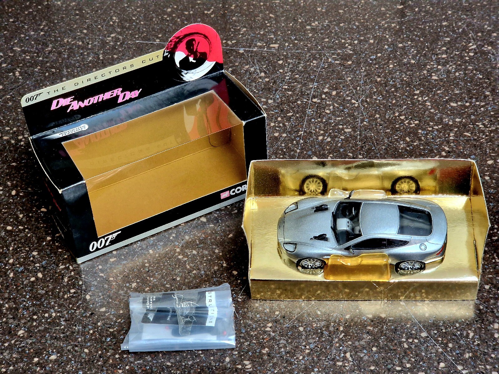 Collection Of Corgi JAMES BOND 007 Diecast Cars - Picture 15 of 20