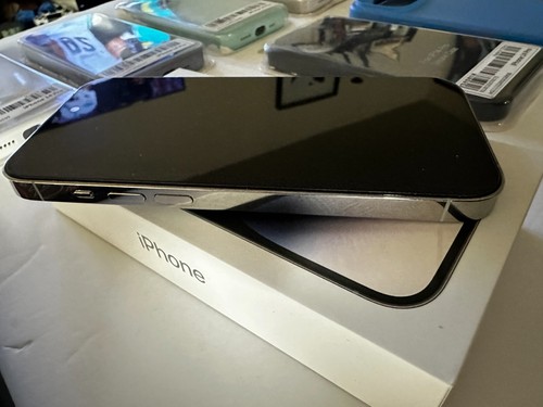 Apple iPhone 14 Pro - 128 GB - Silver (AT&T) with Plenty of cases - Picture 6 of 10