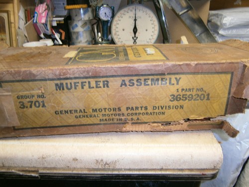 Studebaker Chevrolet NOS Muffler 3659201 532577 1941-48 Chevy 1947-54 Studebaker - Afbeelding 3 van 4