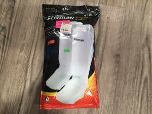Century Cloth Shin Instep Guards c1497 Century Cloth Shin Instep Guards c1497