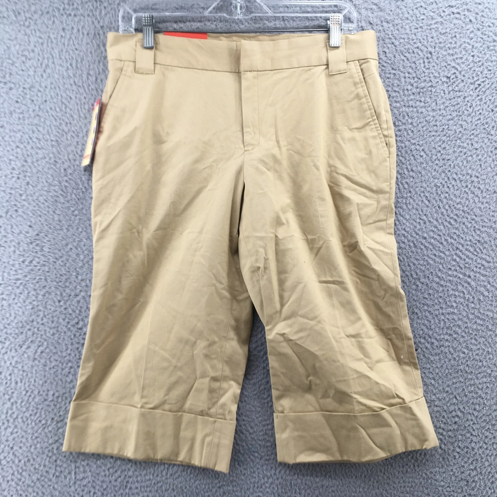 Weatherproof Cuffed Capri Pants Womens 8 Tan Cotton Blend Mid Rise Zip Fly NEW
Opens in a new window