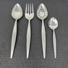 4 Oneida Community VENETIA Stainless Serving Set Slotted Spoon Spoon Fork Soup