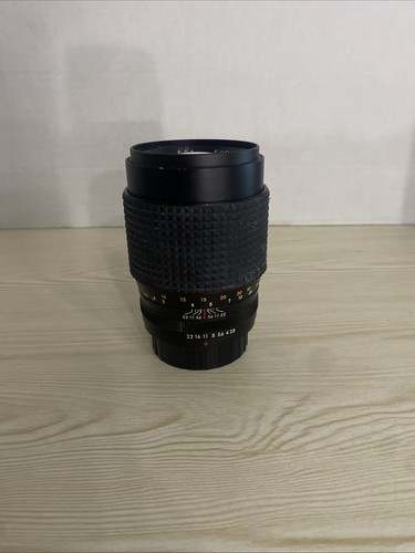 Focal MC Auto 1:28 135mm Lens Minolta MD Mount - Picture 2 of 11