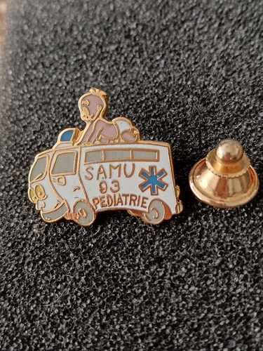 Pin's Pins Pin Enamel 18 SAMU 93 "PEDIATRIE" - Picture 5 of 5